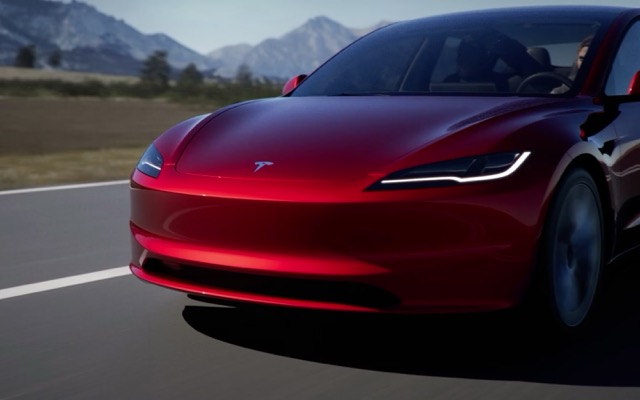 ˹¿Model 3㲿50%